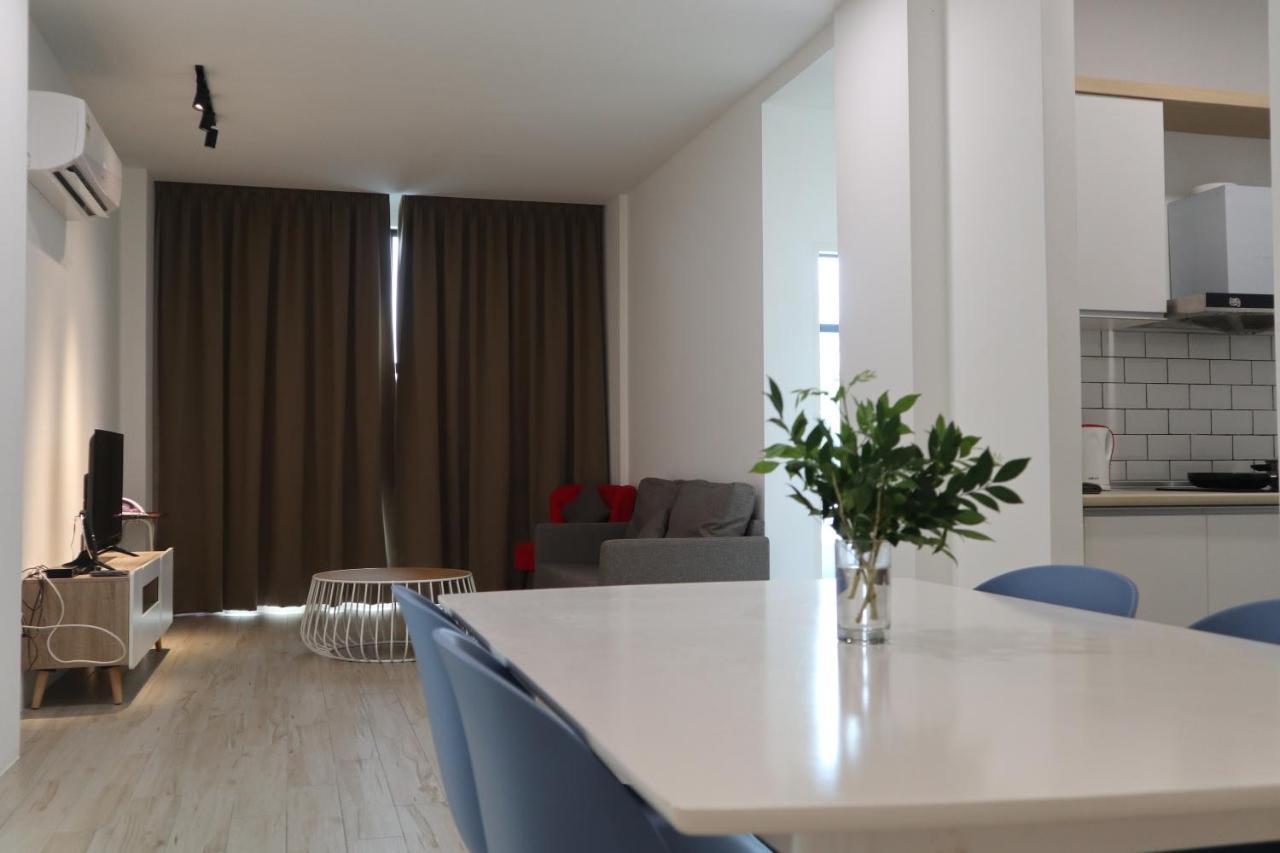 Zen66 @ Roxy Serviced Apartment Kuching Dış mekan fotoğraf