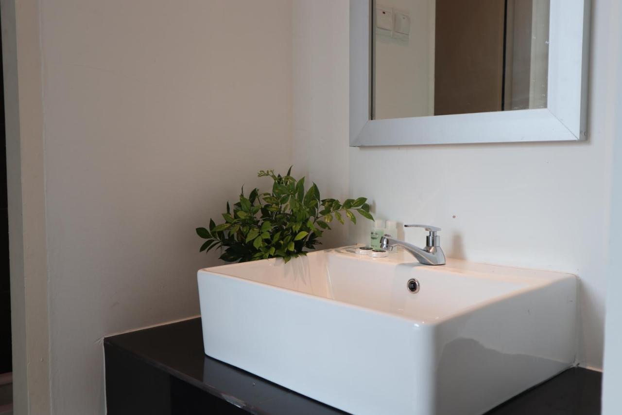Zen66 @ Roxy Serviced Apartment Kuching Dış mekan fotoğraf